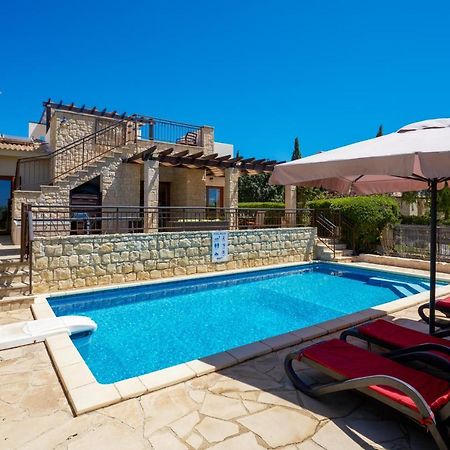 3 Bedroom Villa Madelini With Private Pool, Aphrodite Hills Resort Kouklia Exteriör bild