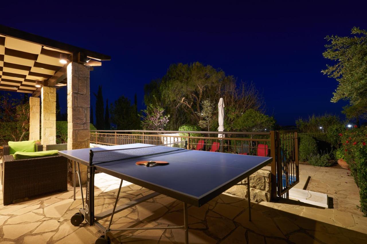 3 Bedroom Villa Madelini With Private Pool, Aphrodite Hills Resort Kouklia Exteriör bild