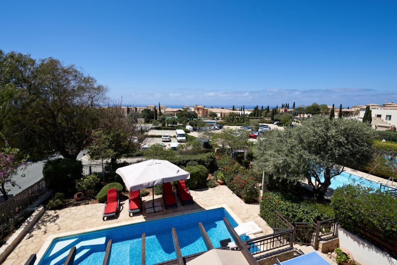 3 Bedroom Villa Madelini With Private Pool, Aphrodite Hills Resort Kouklia Exteriör bild