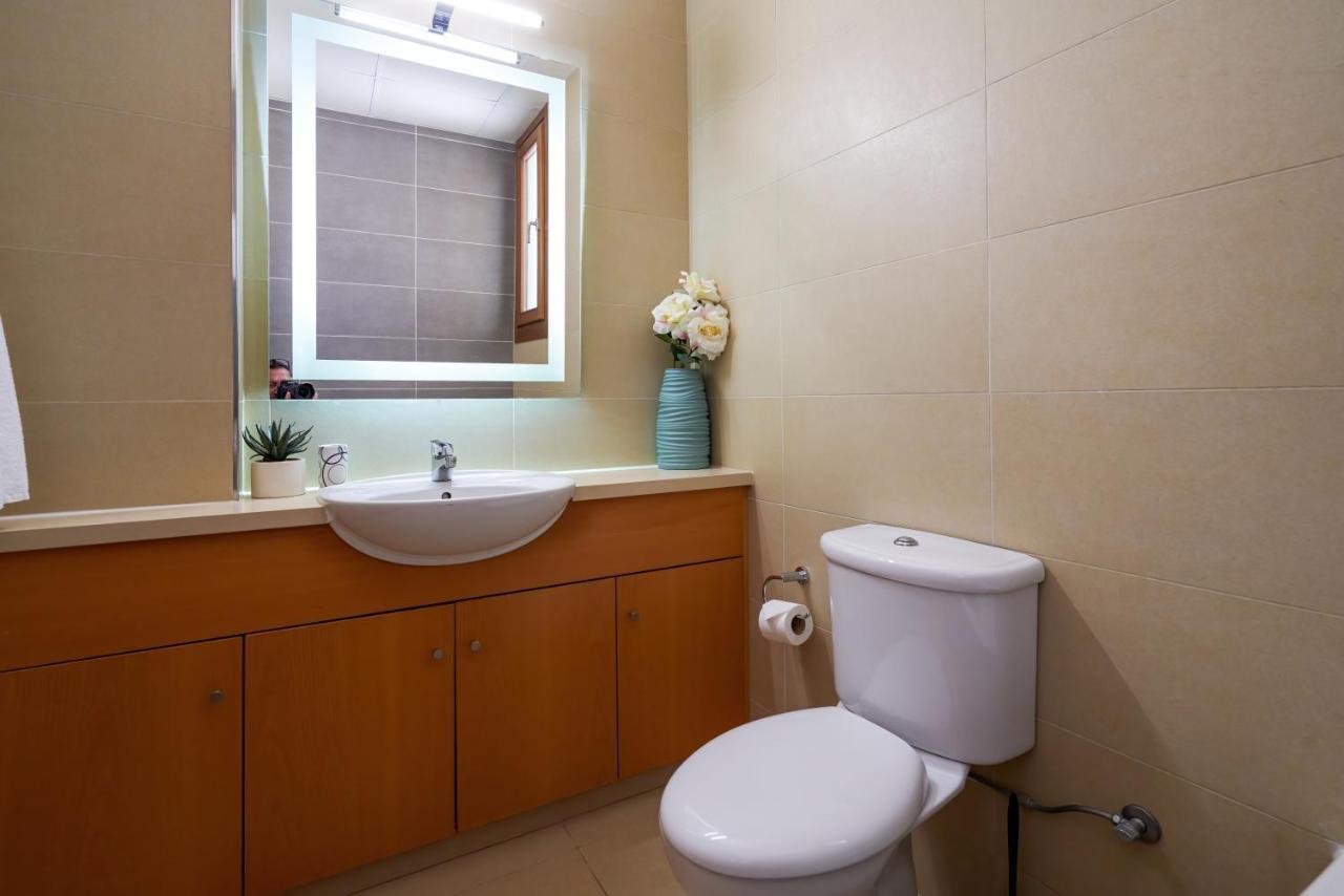 3 Bedroom Villa Madelini With Private Pool, Aphrodite Hills Resort Kouklia Exteriör bild